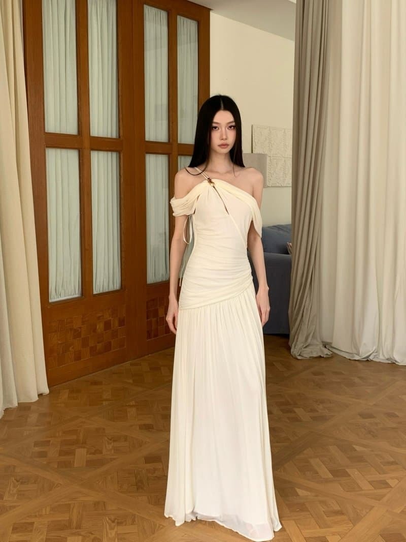 One Shoulder Ruched Maxi Dress