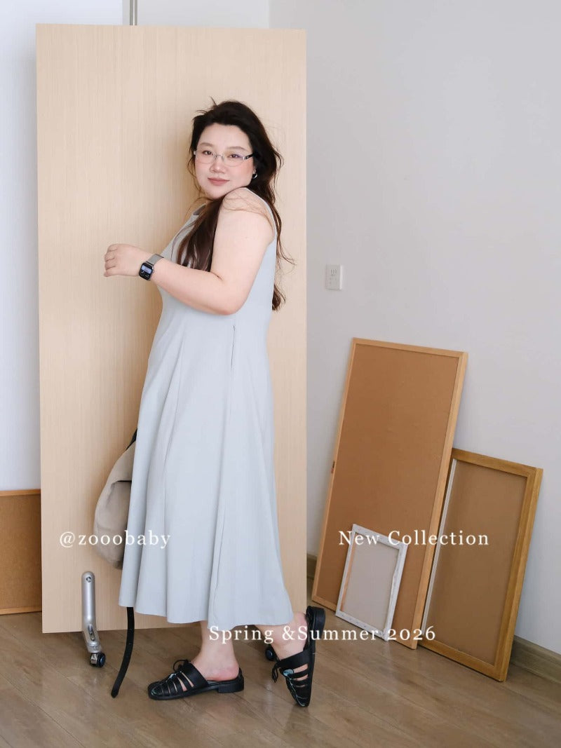 Plus Size Sleeveless High Waist A-Line Maxi Dress