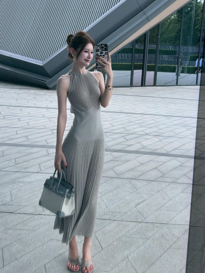 Gray Halter Pleated Sleeveless Bodycon Midi Dress Secondary image
