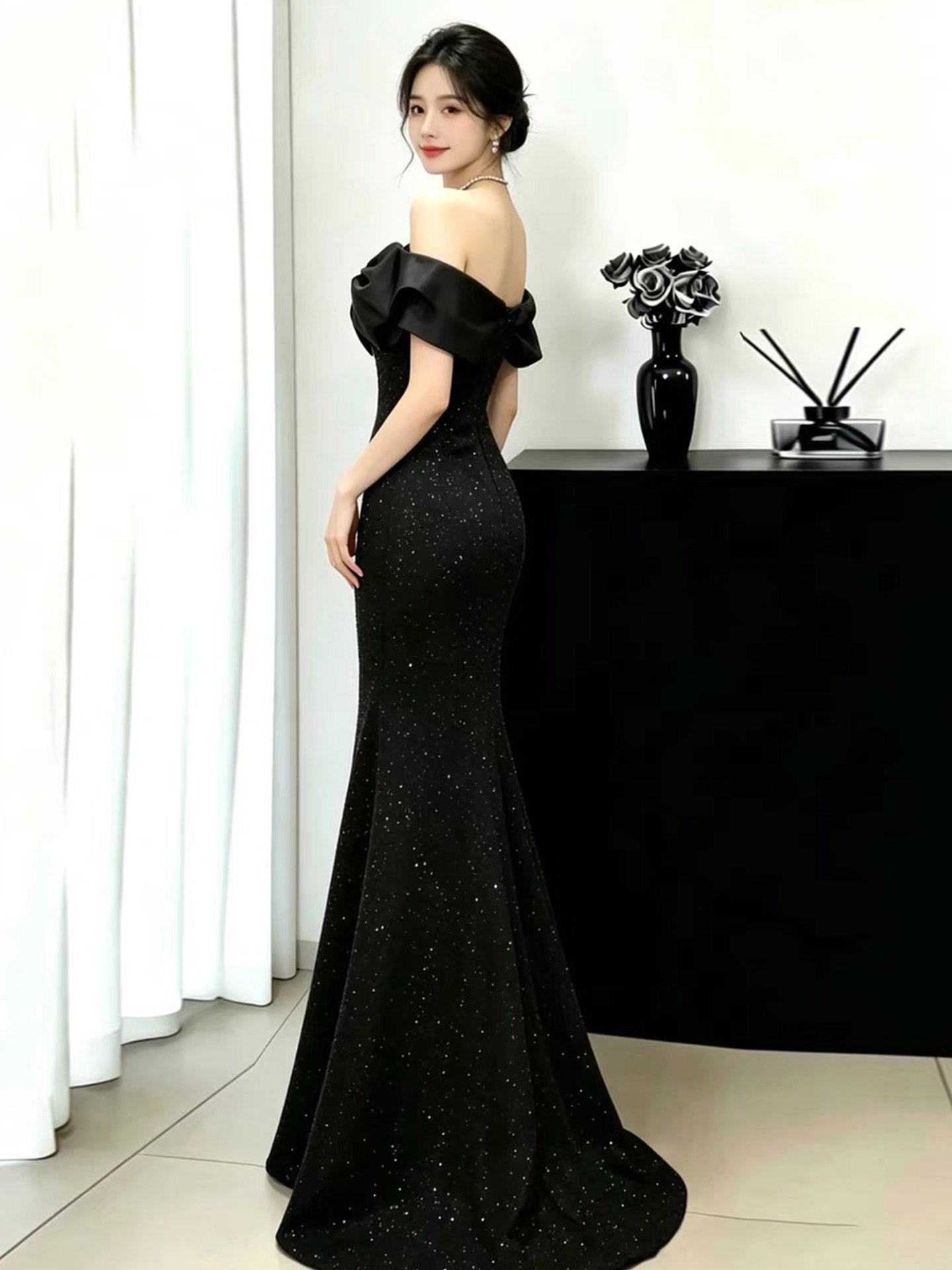 Off-Shoulder Bow Sequin Mermaid Evening Dress