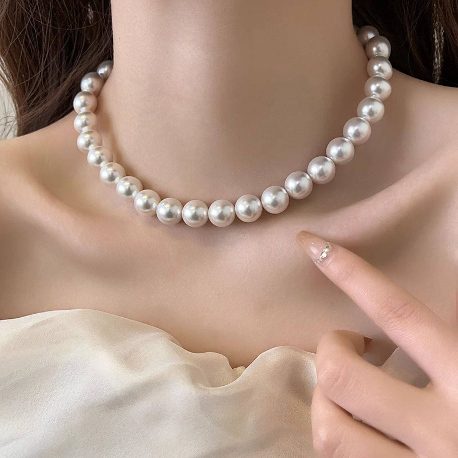 Pearl Choker Necklace