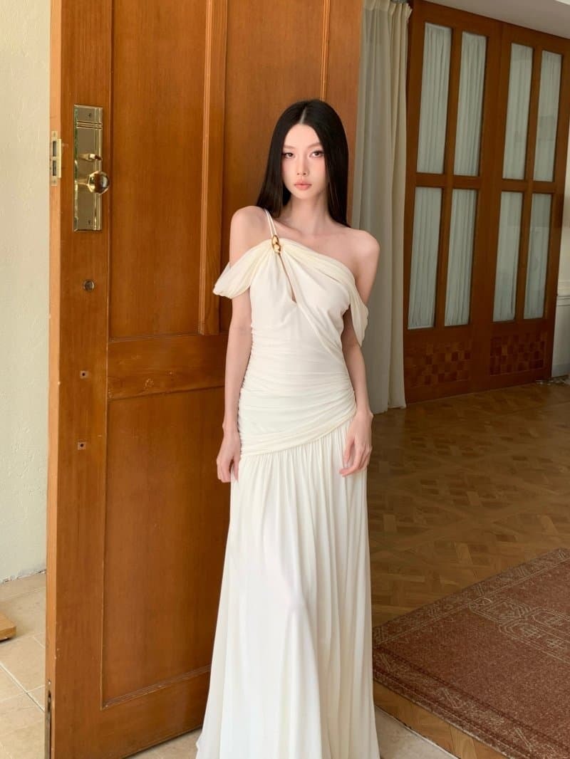 One Shoulder Ruched Maxi Dress