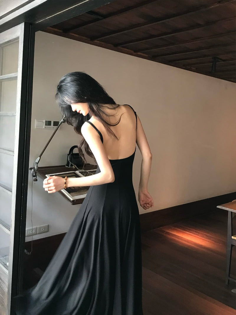 Black Backless Spaghetti Strap Tie Waist A-Line Maxi Dress