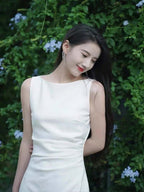 Black/White Sleeveless Boat Neck Slim Fit Mini Dress
