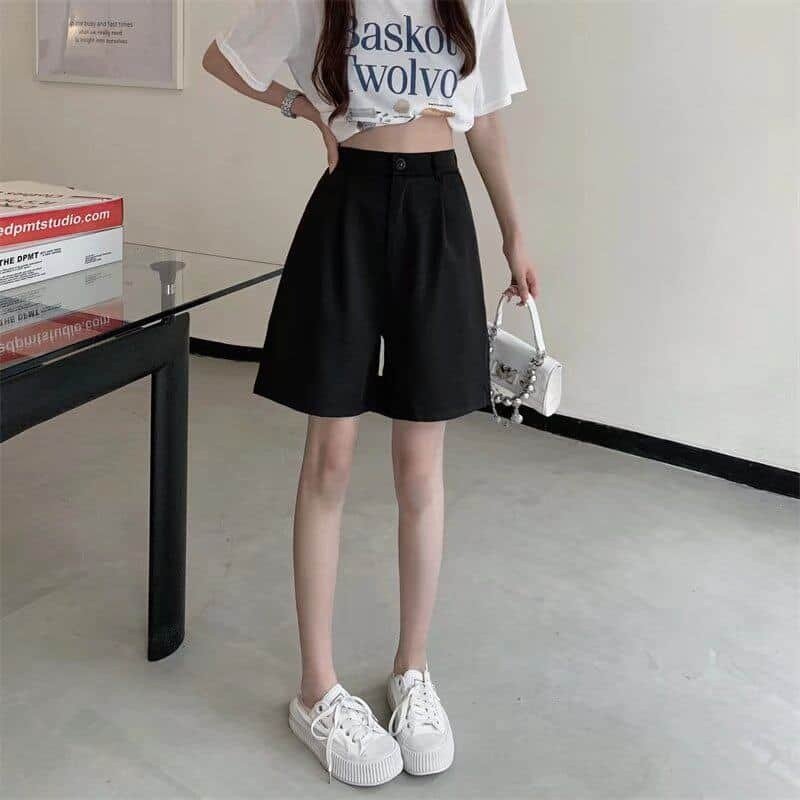 Black High - Waisted Pleated Wide Leg Shorts - EveningVerse - 5