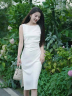 Black/White Sleeveless Boat Neck Slim Fit Mini Dress