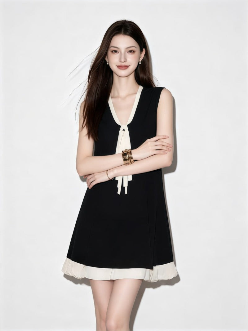 Black V Neck Bow Tie Sleeveless Pleated Hem Mini Dress