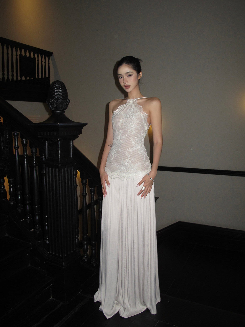 Romantic Lace Halter Backless Maxi Dress - EveningVerse - 9