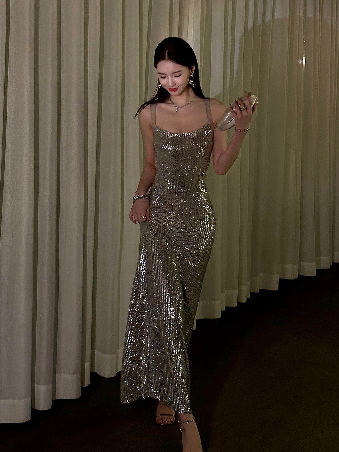 Sequin Slip Dress Metallic Silver Fishtail for Evening Party | Eveningverse - EveningVerse - 5