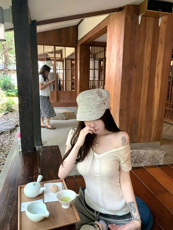 White/Pink/Brown Knit V - Neck Twist Cutout Short Sleeve Fitted Top - EveningVerse - 4